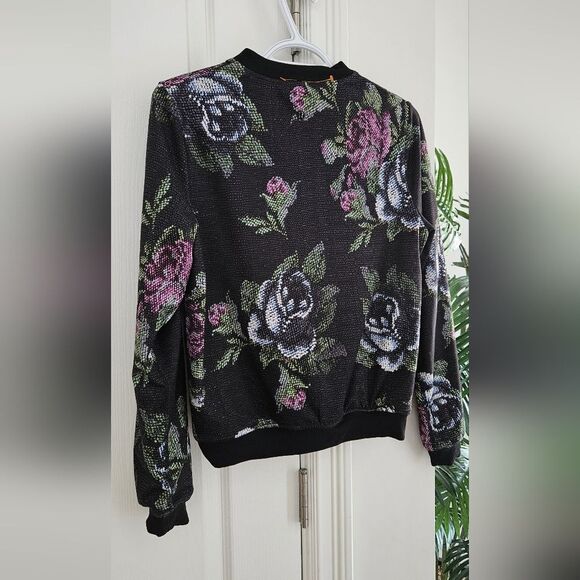 Lululemon Reversable Floral / Black Jacket - Picture 4 of 6